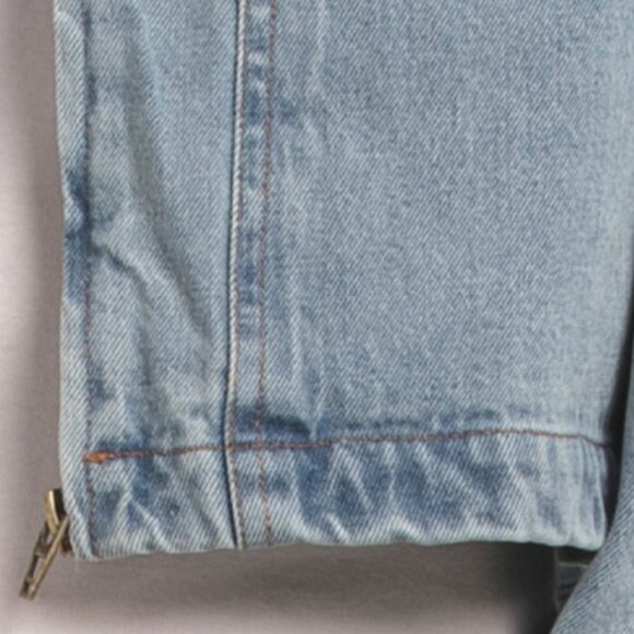 BLANK NYC Cropped Denim Barn Jacket - Picture 4 of 4